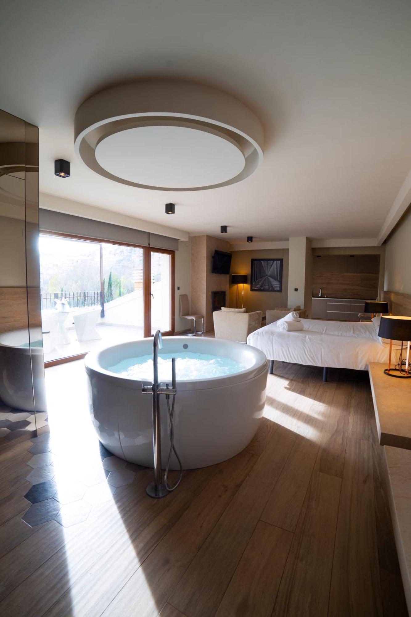 Suites Finca Los Olivos アルカラ・デル・フカル 部屋 写真